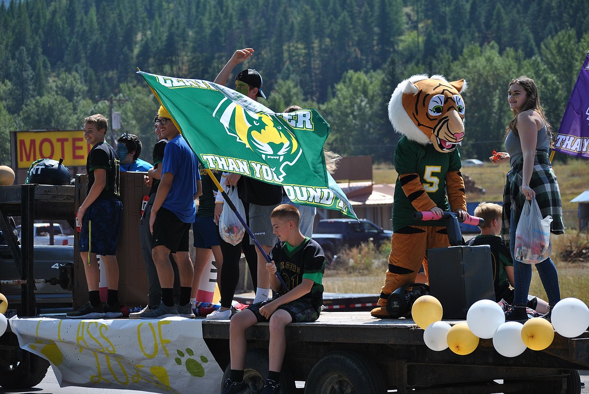 The St. Regis Class of 2025 needed some TNT on their float against the Superior Bobcats. (Amy Quinlivan/Mineral Independent)