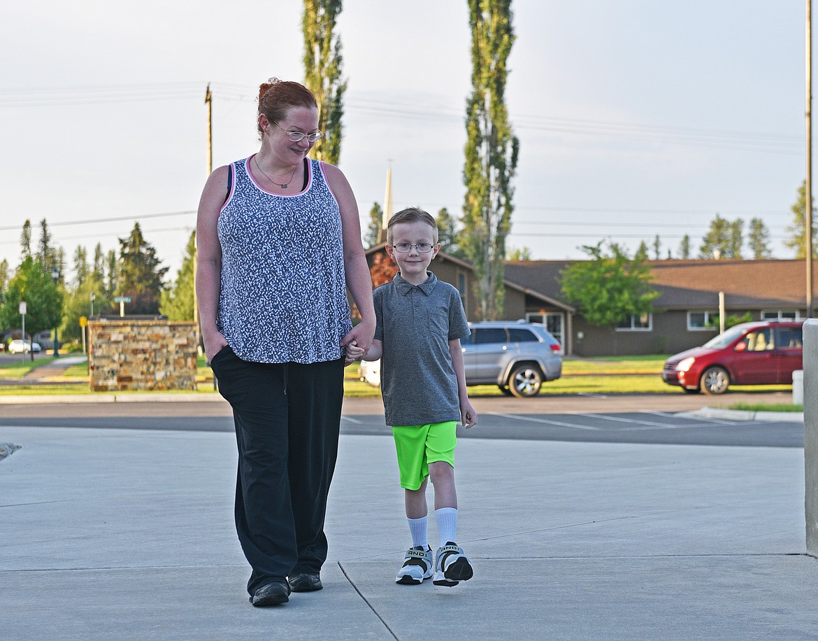 Renee Denison and Aumen Mikesell arrive at Muldown Elementary School for the first day of first grade. (Julie Engler/Whitefish Pilot)