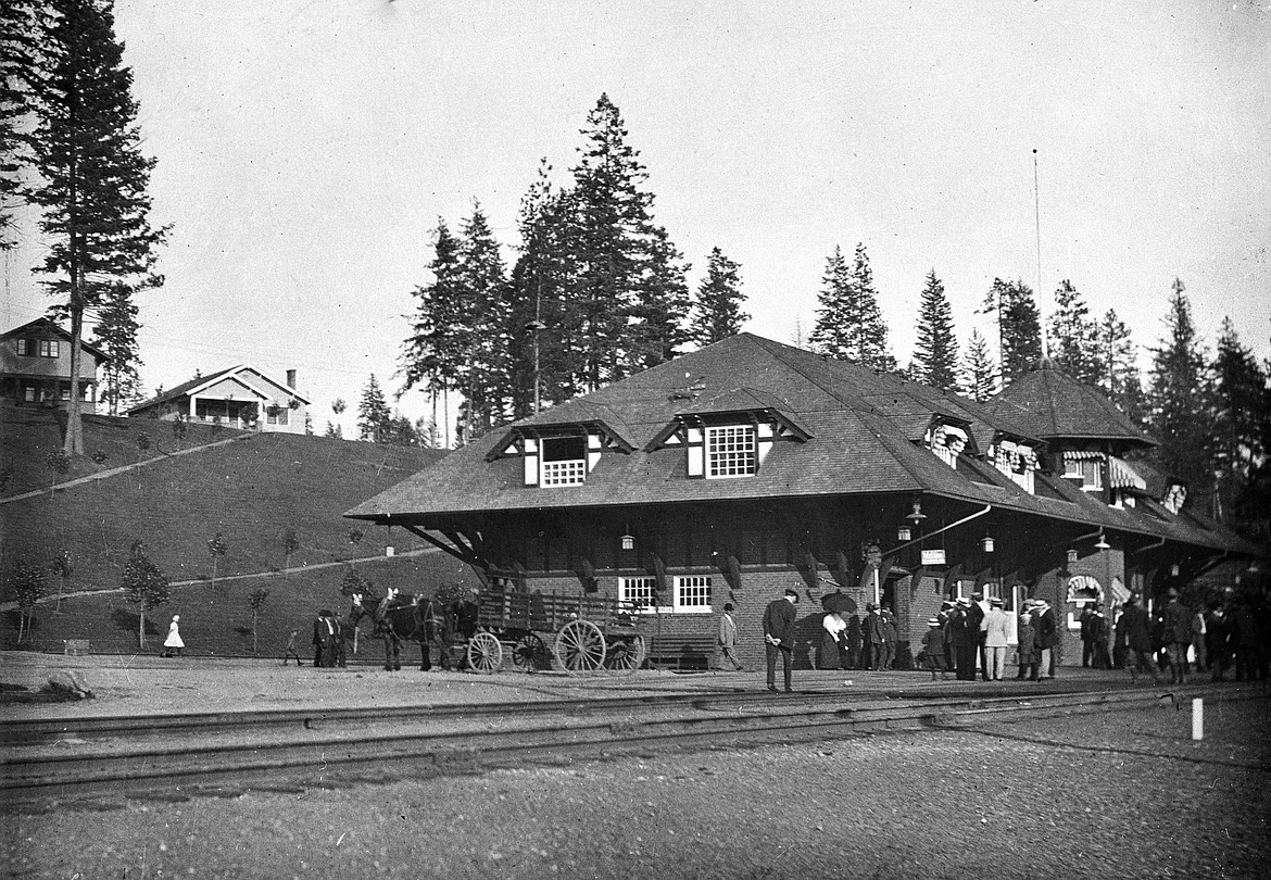 A 1916 photo taken at the railroad stop at Sturgeon. The Idaho, Washington and Northern railroad was built by Frederick Blackwell to reach timberland.