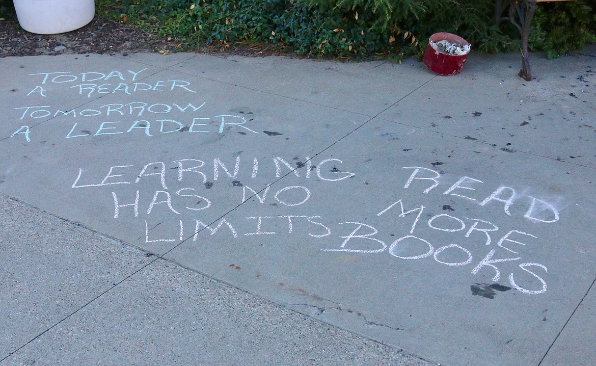 Chalk-art found outside of library on Sept. 6.