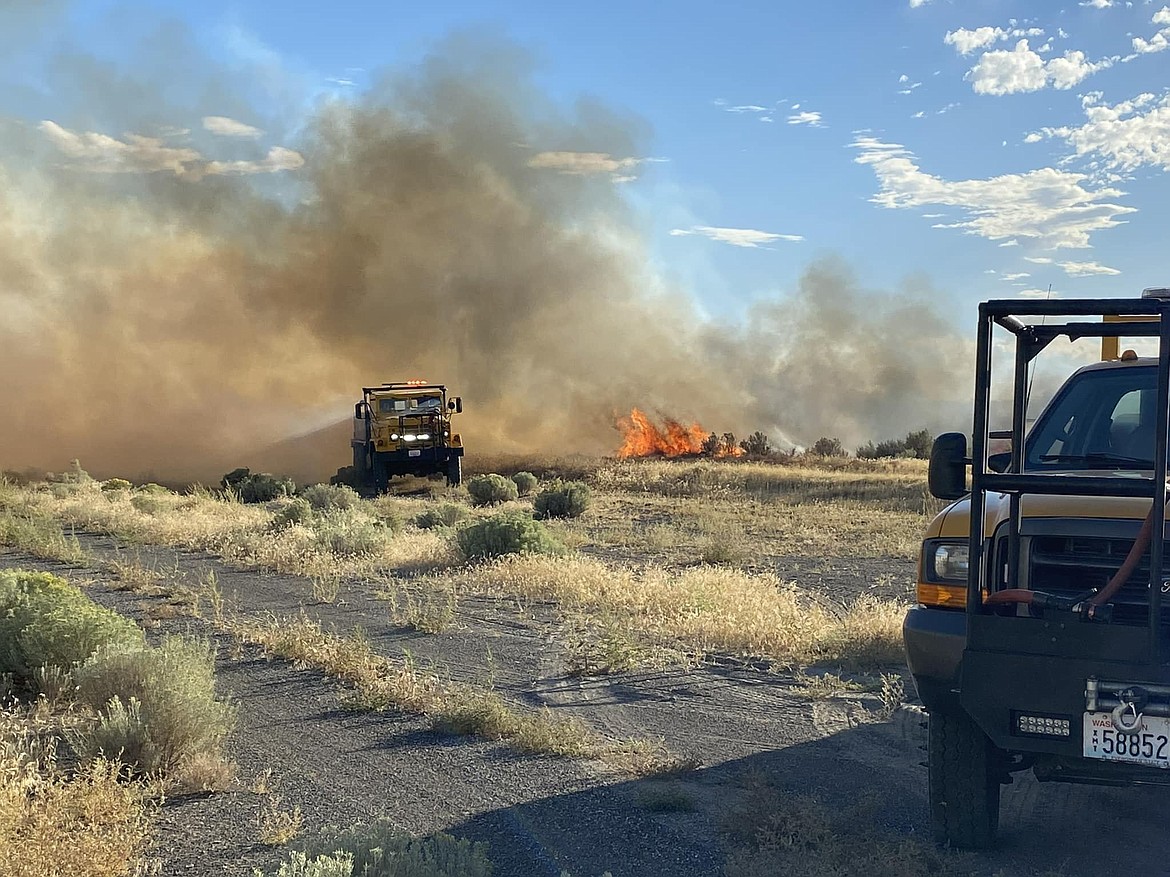 Adams Co Fire District 5 Keeps Busy Columbia Basin Herald 9476