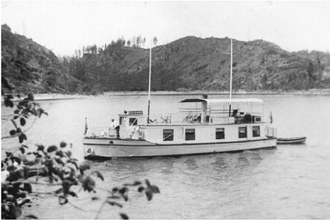 The Kee-O-Mee in Flathead Lake in the late 1920s or early 1930s. (Photo courtesy of The Northwest Montana History Museum)