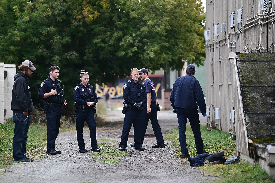 Kalispell police and fire personnel respond to the scene of an alleged overdose on Friday, Sept. 23. (Casey Kreider/Daily Inter Lake)