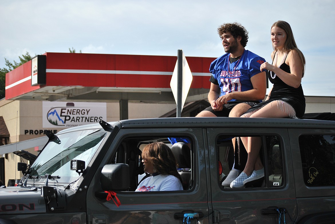 Trinity Donaldson and Wyatt Hayworth represent the senior class for Superior homecoming. (Amy QuinlivanMineral Independent)