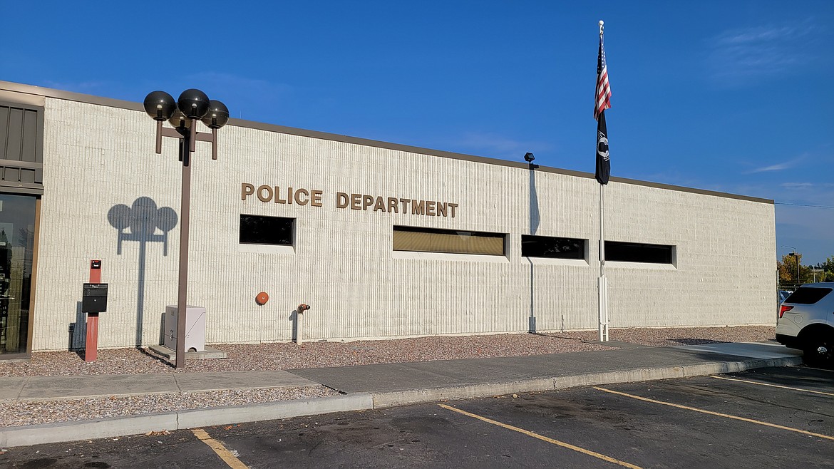 The Moses Lake Police Department in cooperation with several local churches will be hosting a barbeque this weekend to build relationships between police officers and community members.