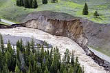 Yellowstone's Northeast entrance to open to traffic Saturday