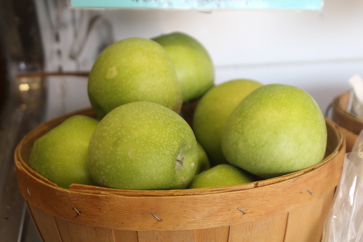 Granny Smith apples are ready for customers at White Trail Produce.