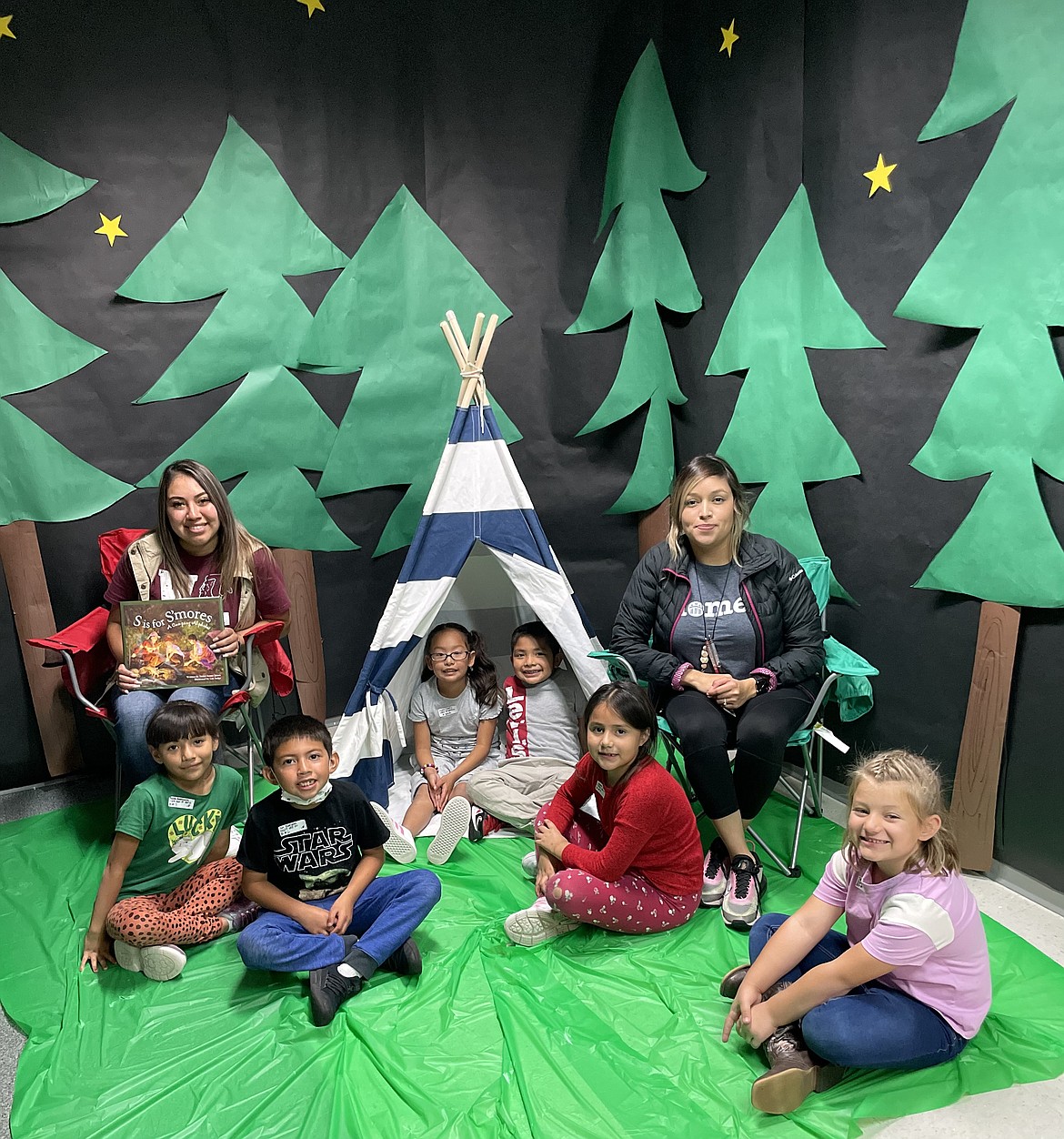 Saddle Mountain Elementary students went camping, at least in a way, during their reading lesson of the first Warrior Friday in the Wahluke School District.