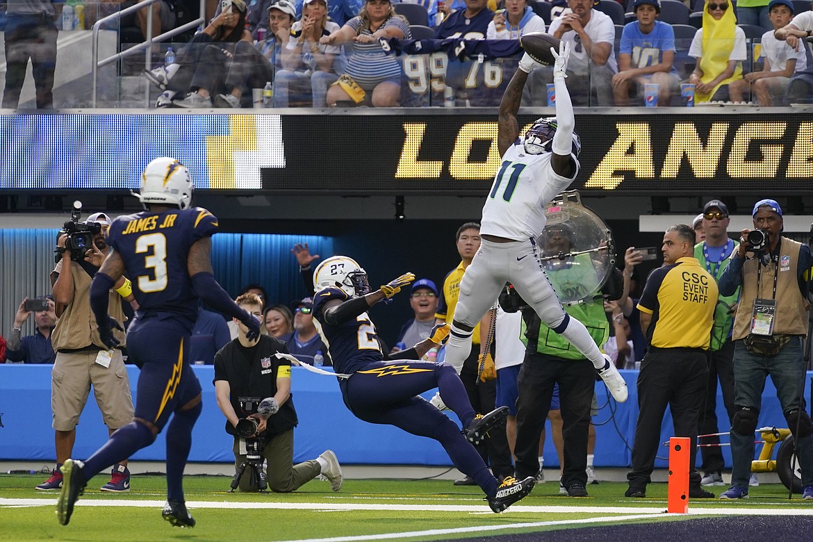 Grading the Seahawks' 37-23 victory over the Chargers