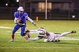Mistakes hurt Wildcats in loss to top-ranked Broncs
