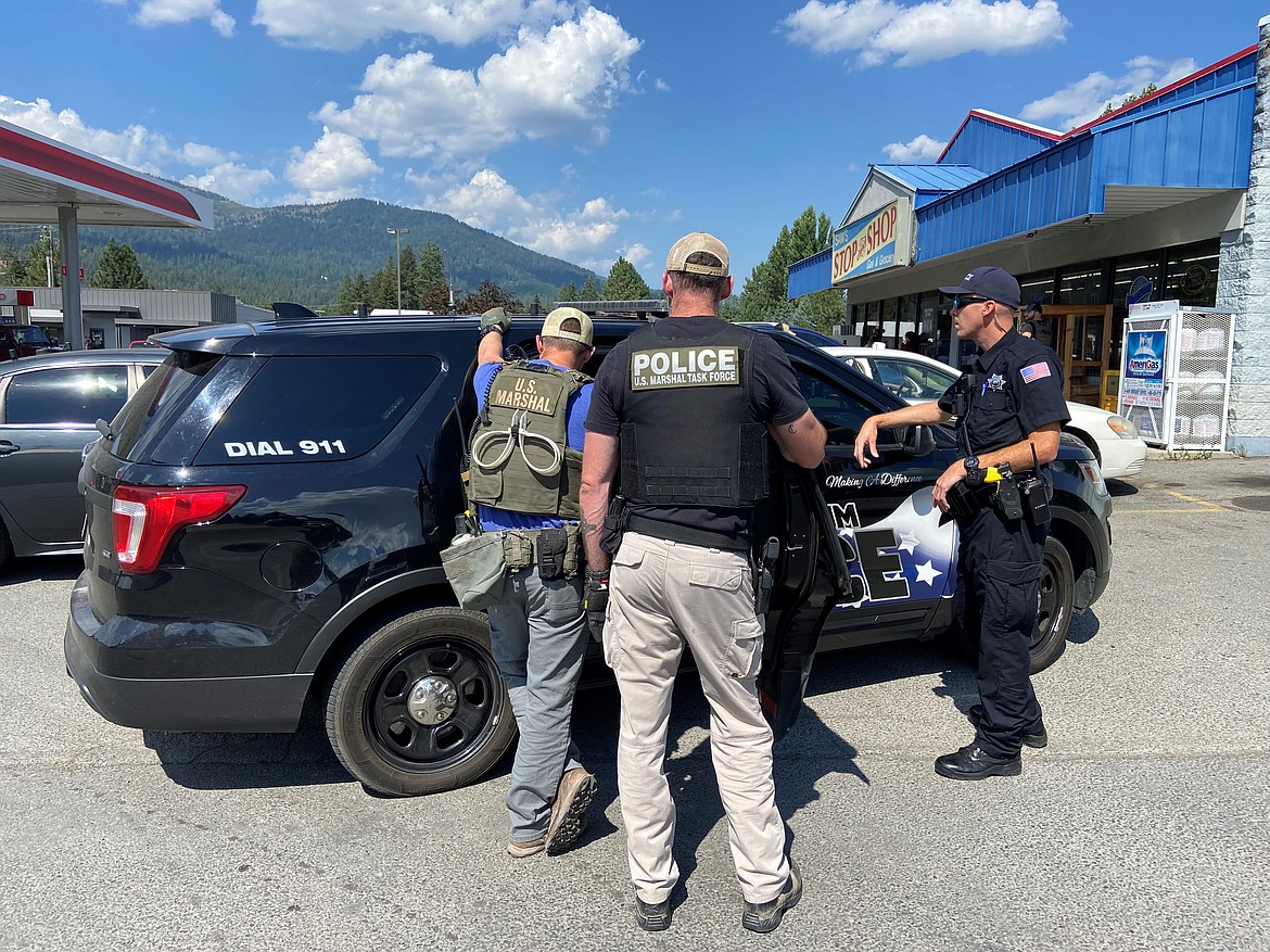 U.S. Marshals have a chat with Rathdrum Police at a local gas station. The U.S. Marshals Service announced it has recognized Idaho as the Small District of the Year in the 41st Director's Honorary Awards. Idaho was selected from 33 districts.