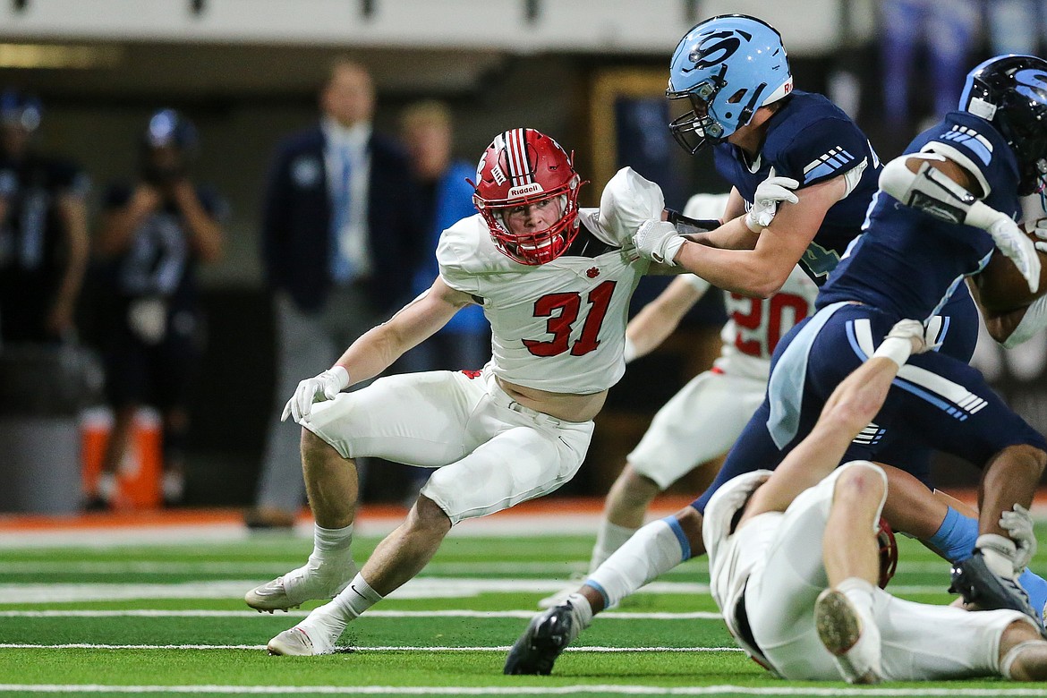 Senior linebacker Owen Wimmer made things difficult for Skyline on Friday.