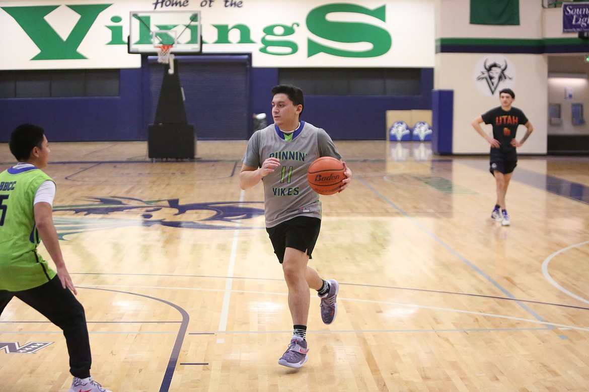 Big Bend freshman Garin Macfarlane moves the ball toward the pain during a practice drill.