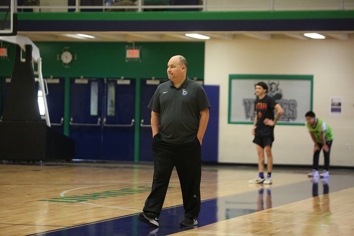 Mingo Scott, Big Bend men’s basketball head coach, returns for his sixth season as head coach of the program. Scott played for the Vikings from 1991-92 as a shooting guard.