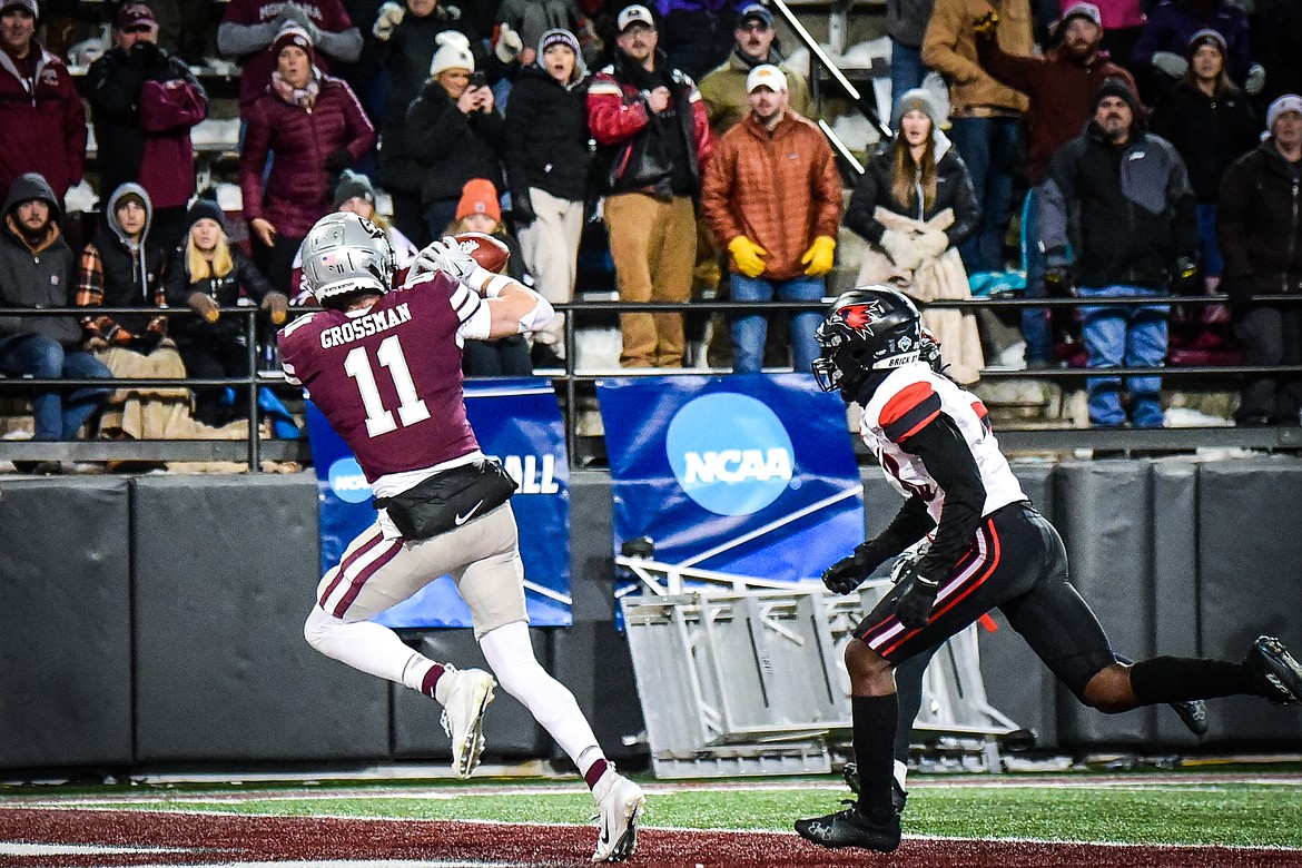 Grizzlies tight end Cole Grossman (11) catches a 19-yard touchdown reception in the fourth quarter of an FCS playoff game against Southeast Missouri State at Washington-Grizzly Stadium on Saturday, Nov. 26. (Casey Kreider/Daily Inter Lake)