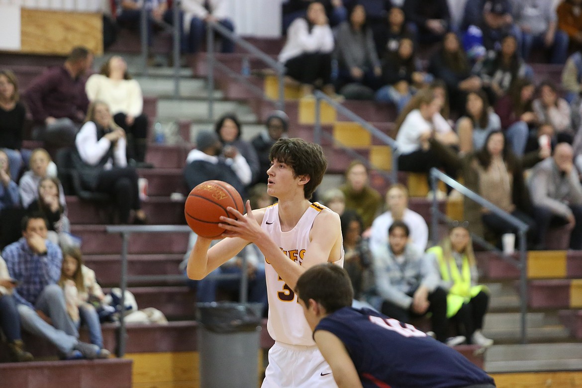 The Moses Lake Mavericks return to the court on Friday against Wenatchee.