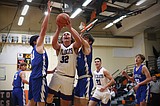 Wildcats split the bill at Tip-Off tourney