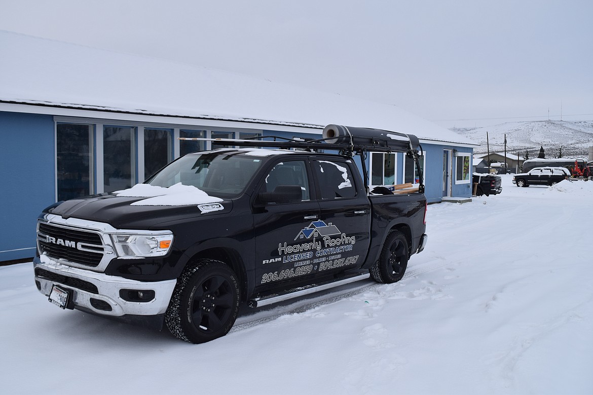 Heavenly Roofing on a cold and snowy day in Ephrata.