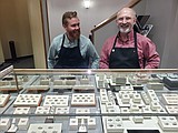 Jewelers band together
