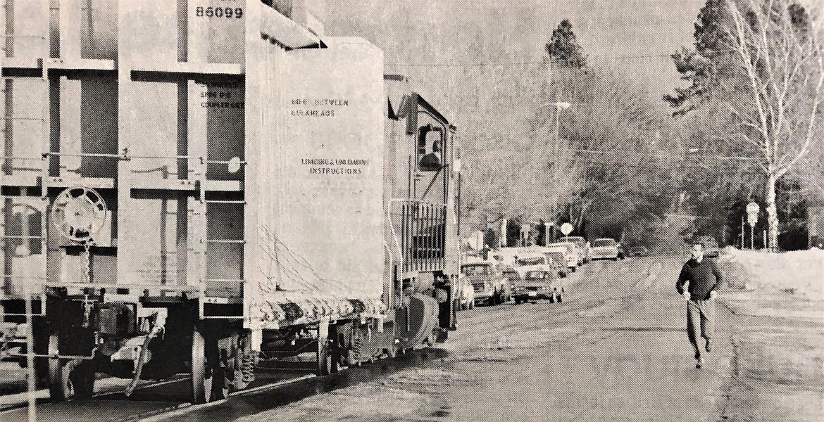 A train makes its last run to Potlatch's Rutledge mill site Jan. 18, 1988.