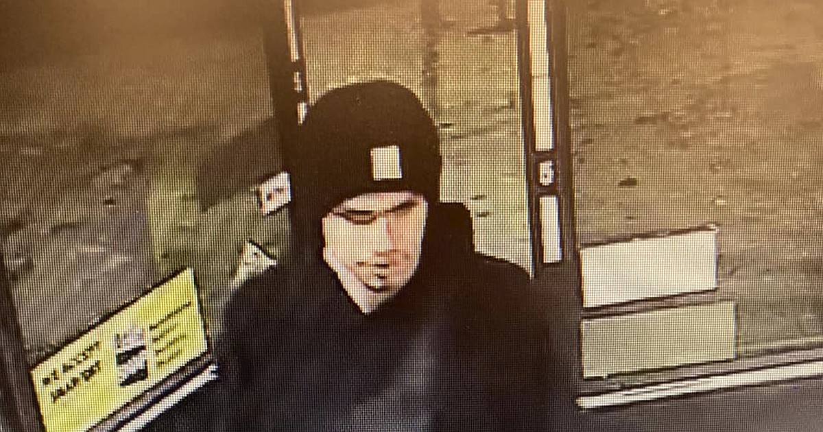 Suspect sought after 3 killed in convenience store shooting | Coeur d ...