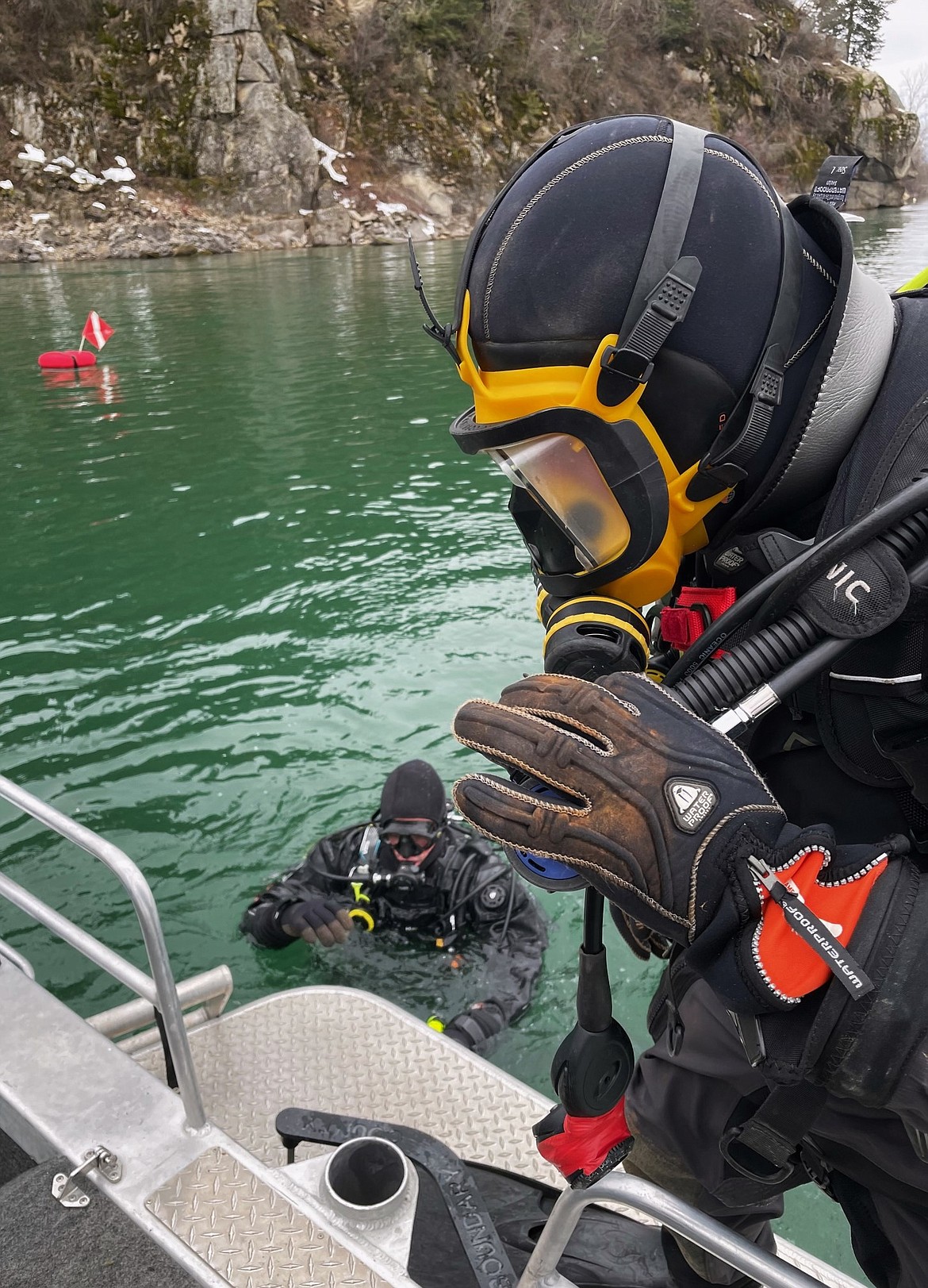 BCSO officials and Boundary County Search and Rescue members participate in dive training on the Kootenai River on Jan. 25.