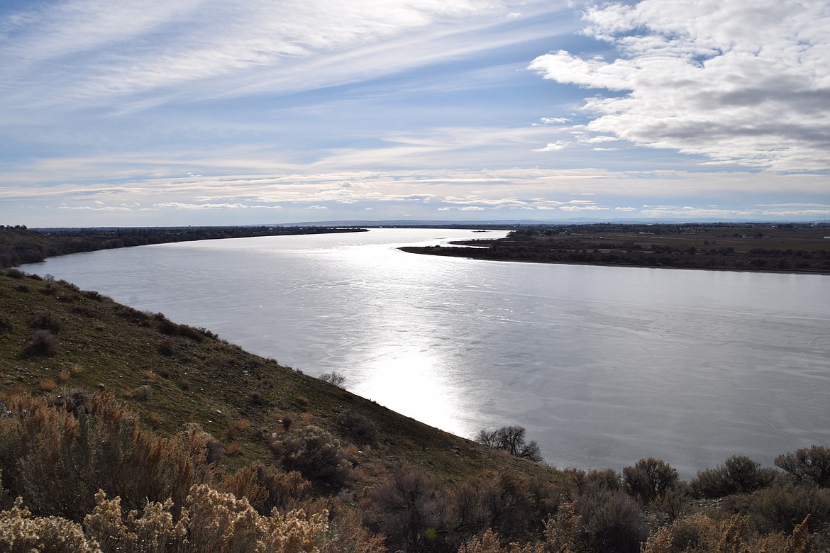 A view of Moses Lake on a crisp Saturday looking south from the intersection of S.R. 17 and Randolph Road NE near Big Bend Community College.