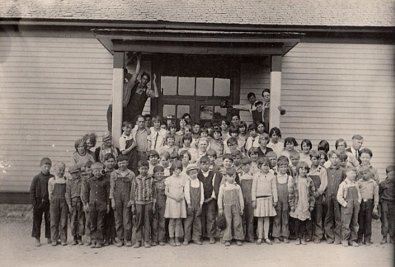 Bigfork School and students around 1929. (Credit – Whitney Family Collection)