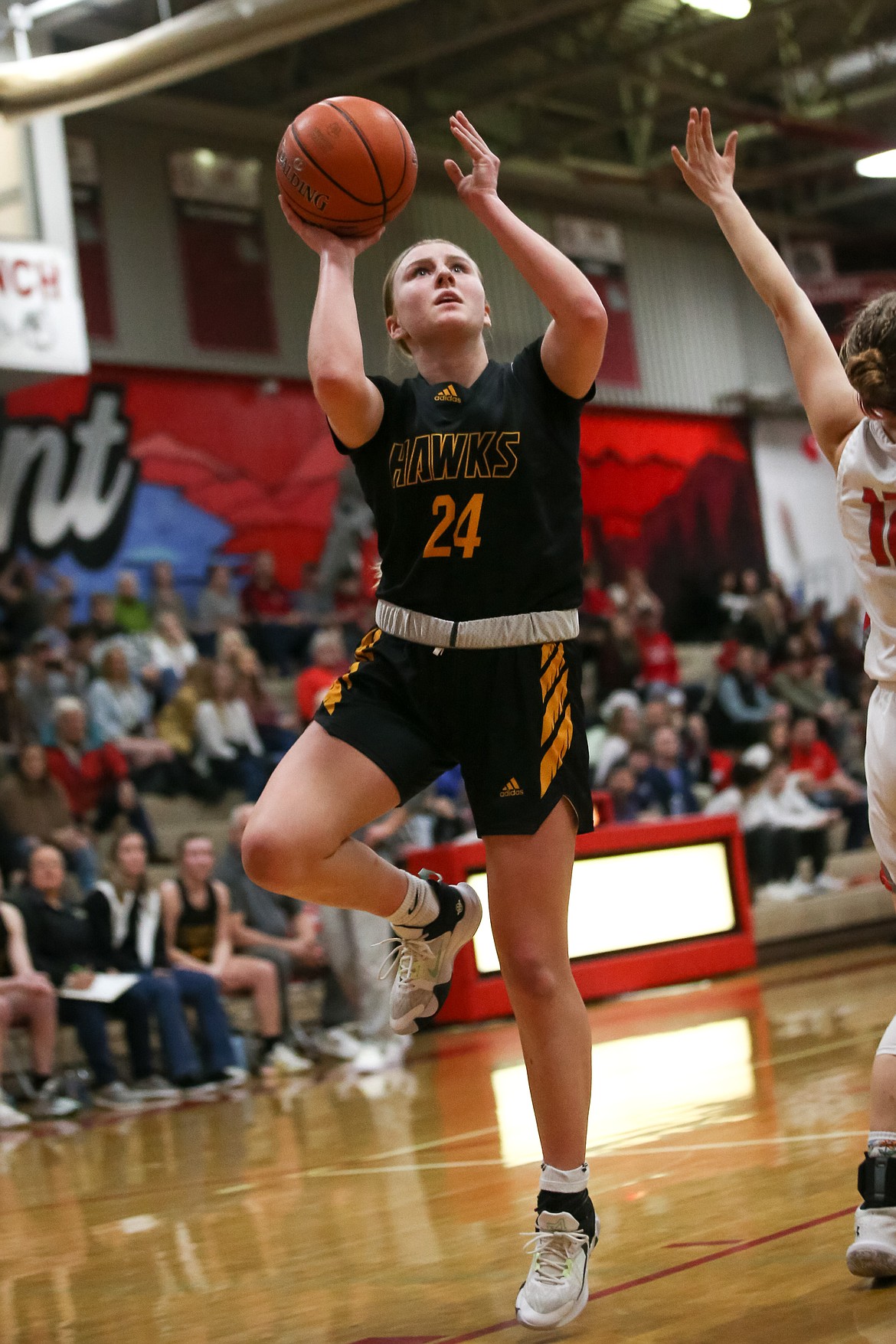 JASON DUCHOW PHOTOGRAPHY
Lakeland High junior Lila Kiefer goes up for a shot during Game 1 of a best-of-3 4A Region 1 championship series at Les Rogers Court. Sandpoint won the first game 57-54, with Game 2 scheduled for Friday at 7 p.m. in Sandpoint.