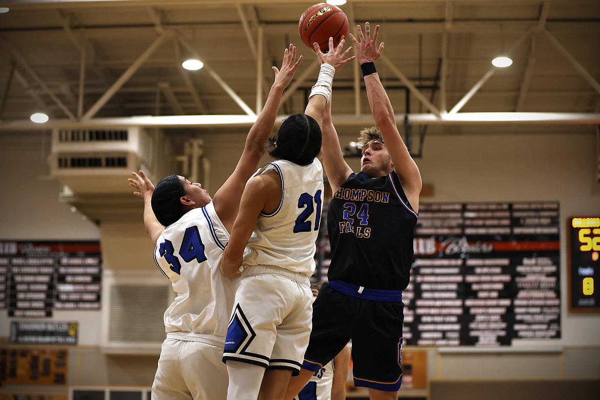 The Thompson Falls boys take on Mission in the 7B District tournament in Eureka. (Jeremy Weber/Bigfork Eagle)