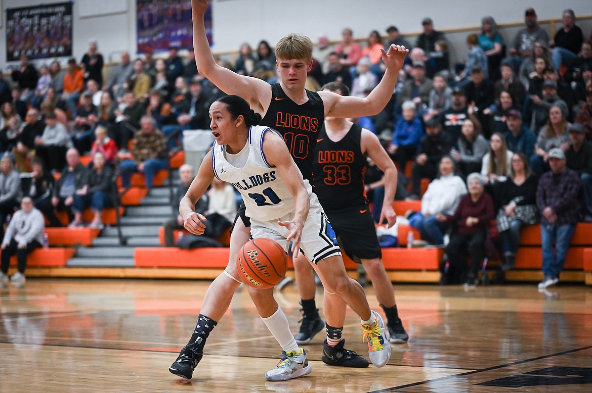 The Mission Bulldogs lost to Eureka by just two points during last week's Western 7B District Tournament, but still emerged in third place. (Christ Umphrey photo)
