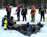 Ice diving training at Smith Lake
