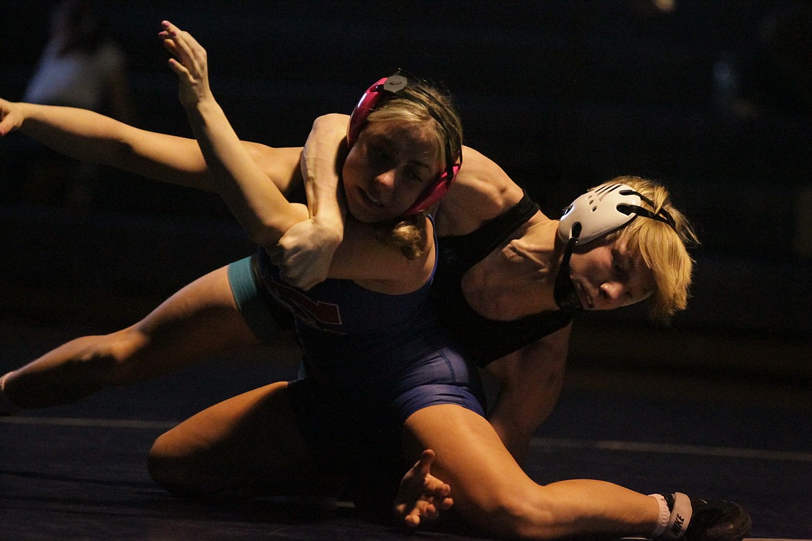 Prep Wrestling The Fight For Four Coeur Dalene Senior Alyssa Randles Looks For Fourth 7169