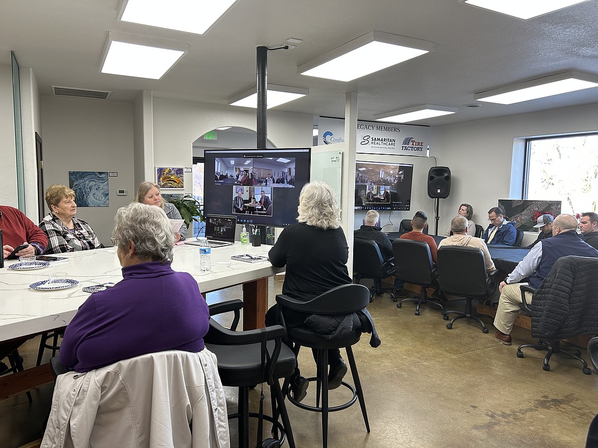 About two dozen people from various areas of the Moses Lake community gathered at the Moses Lake Chamber of Commerce Wednesday morning for a legislative update from Sen. Judy Warnick (R-Moses Lake) and Reps. Tom Dent (R-Moses Lake) and Alex Ybarra (R-Quincy).