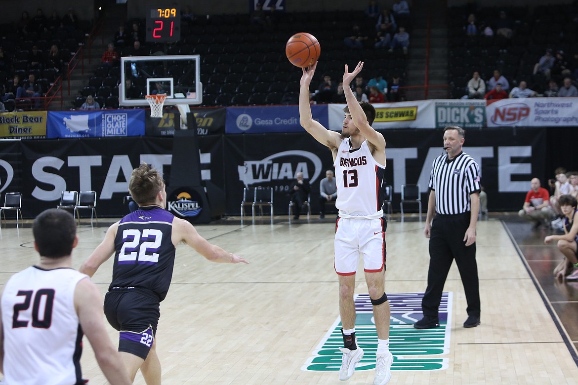 LRS senior Nick Labes shoots a three-pointer in the first half against Columbia (Burbank). Labes is one of five Bronco seniors that wrapped up their careers with a state trophy.