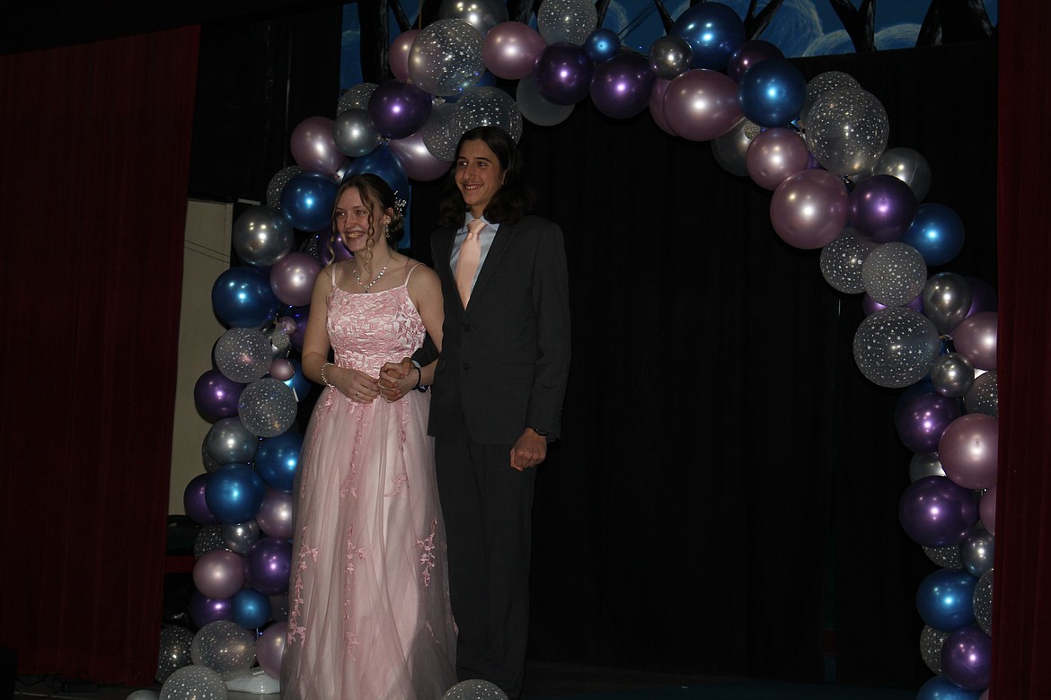 The Alberton High School prom grand march (Monte Turner/Mineral Independent)