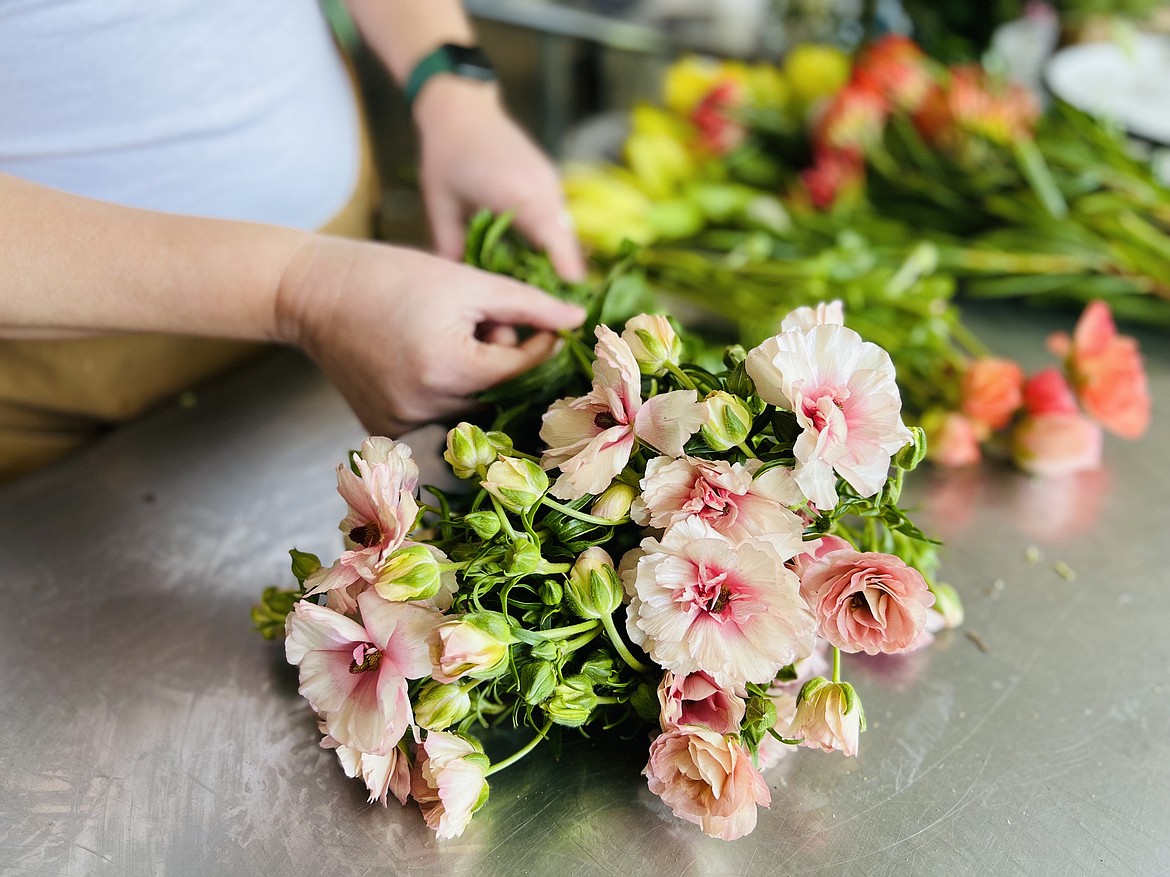 Butterfly ranunculus is the perfect addition to any floral arrangement.