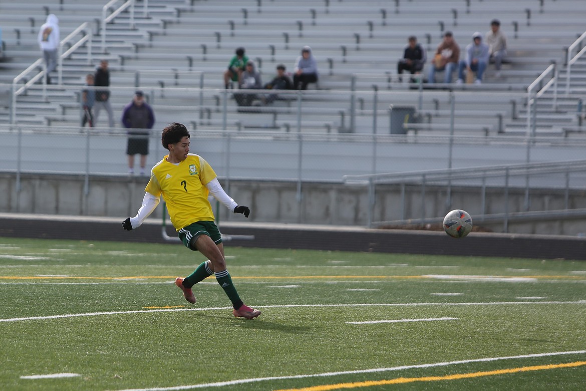 Quincy senior Antonio Valadez opened the 2023 season with a hat trick, scoring three goals in the Jackrabbits’ 10-0 win over Tonasket on Saturday.