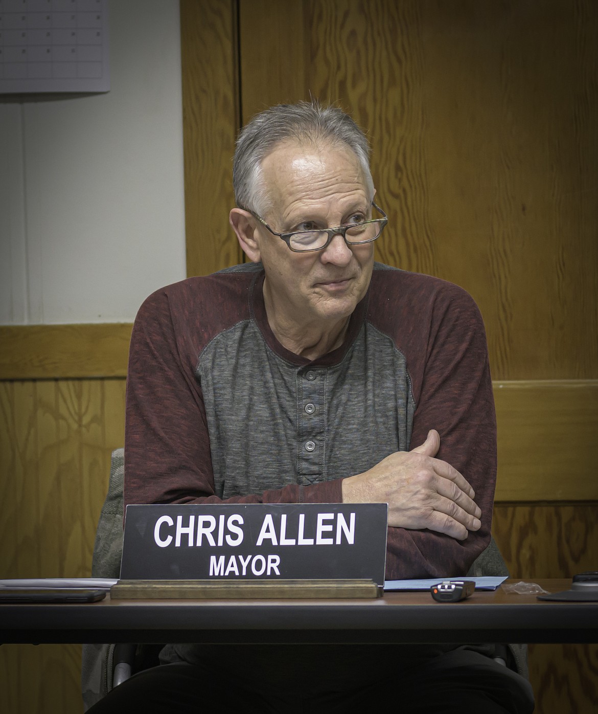 Plains Mayor Chris Allen at the March council meeting. (Tracy Scott/Valley Press)