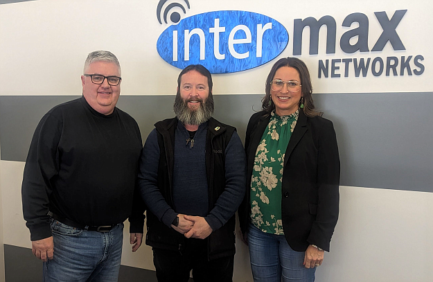 Photo courtesy Intermax Networks
Intermax President and CEO Mike Kennedy, Spirit Lake Mayor Jeremy Cowperthwaite, and Intermax ISP Sales and Marketing Manager Jamè Davis at the Intermax office in Coeur d’Alene.