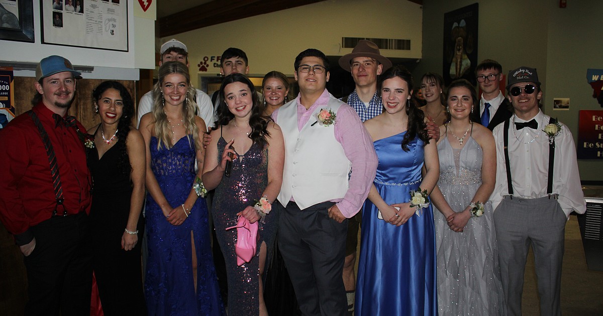 PHOTOS: Superior High School prom | Valley Press/Mineral Independent