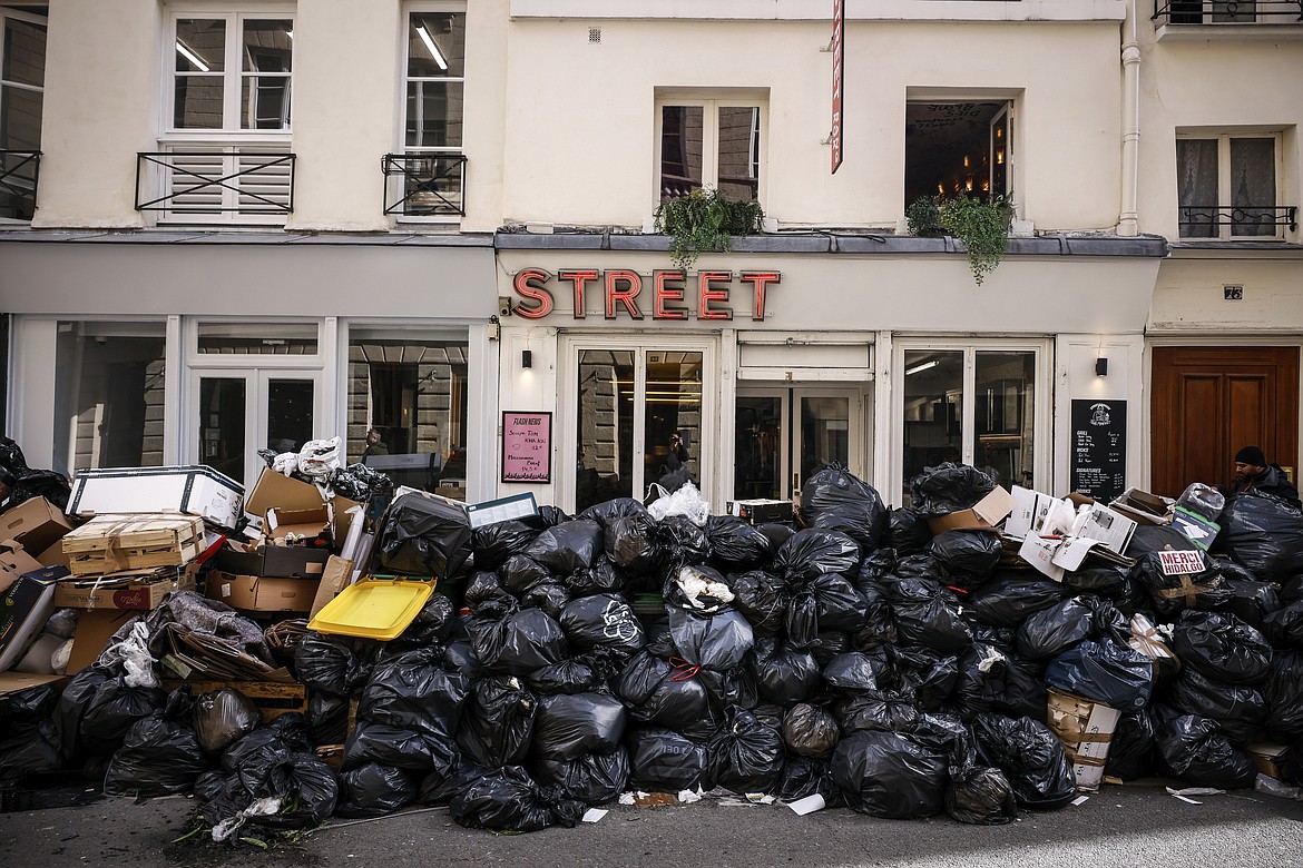 Garbage In Paris streets, heaps of it protest symbol Coeur d