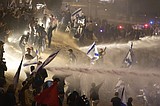 Netanyahu delays judicial overhaul after mass protests