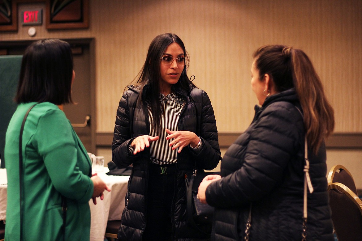 Building connections Support and promotion job of chambers of commerce