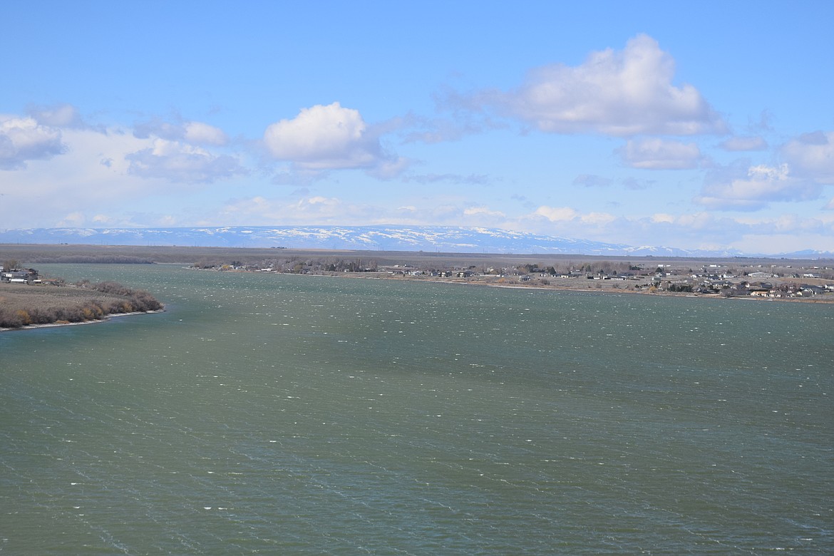 A view of the Rocky Ford arm of Moses Lake not far from the intersection of S.R. 17 and Randolph Road on a very windy Saturday.