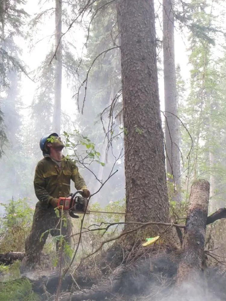 Firefighters. (Photo courtesy of Lucas Stacy)