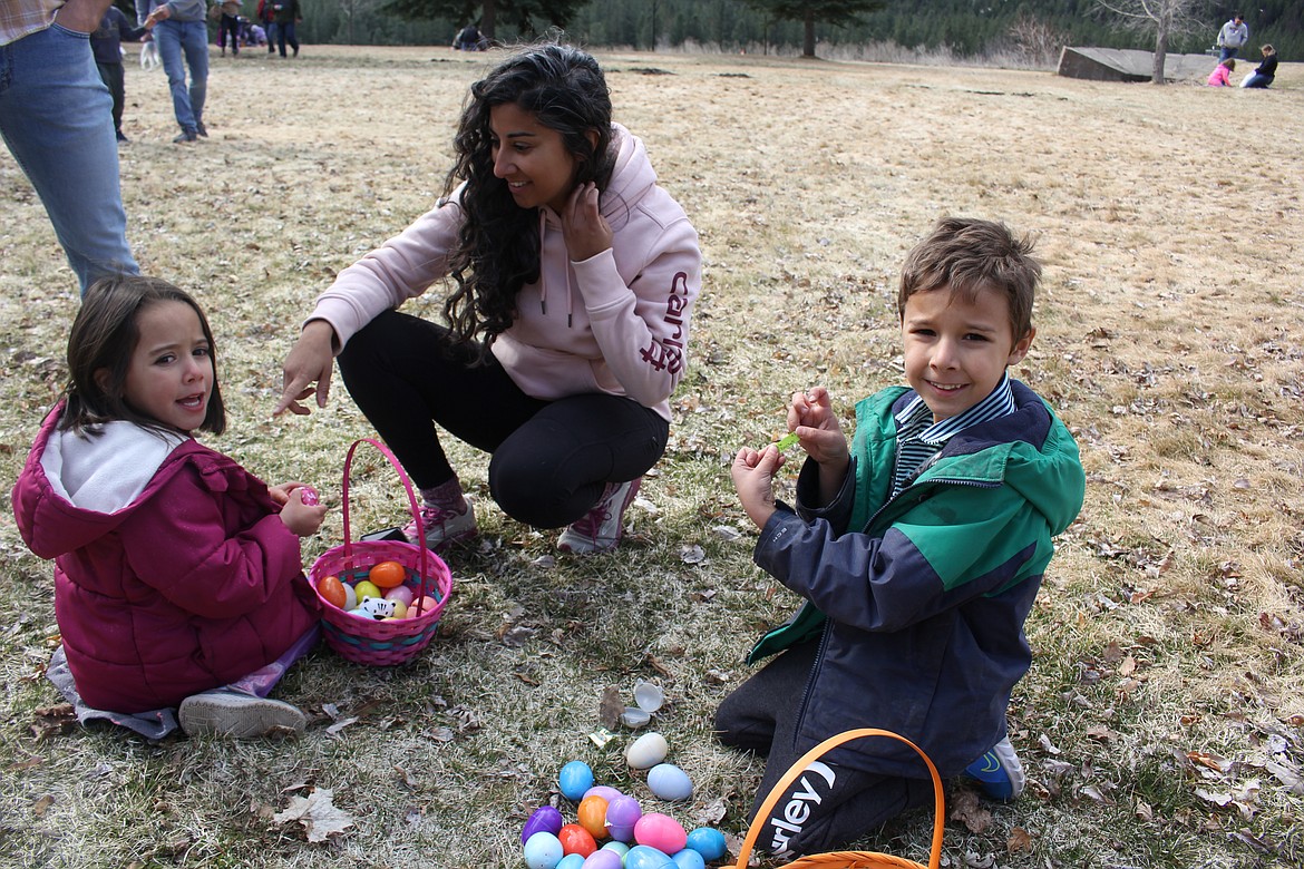 Easter egg hunters at the annual hunt sponsored by the Alberton Ridge Runners. (Monte Turner/Mineral Independent)