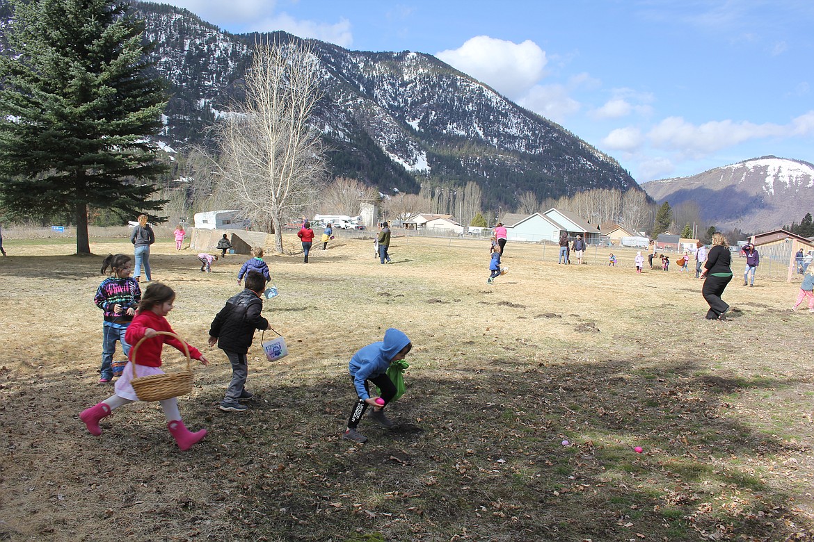 At 11 a.m. on Saturday, the Hank Moat Memorial Park in Alberton broke loose with Easter egg hunters in categories of 7 to 10 and then 6 and under. The Alberton Ridge Runners does this each year for the community. All of the prizes from the candy to the stuffed animals to the scooters and bikes are funded by the huge Pie-Feed The Ridge Runners held in February. (Monte Turner/Mineral Independent)