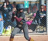 Mavs earn 10th win with sweep of Davis