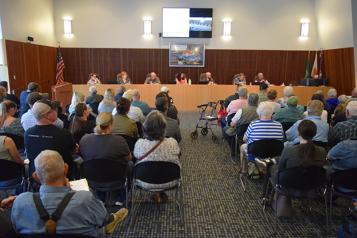The Moses Lake City Council chamber was packed on Tuesday as the council met to discuss possible parking sites for vehicles used as residences.